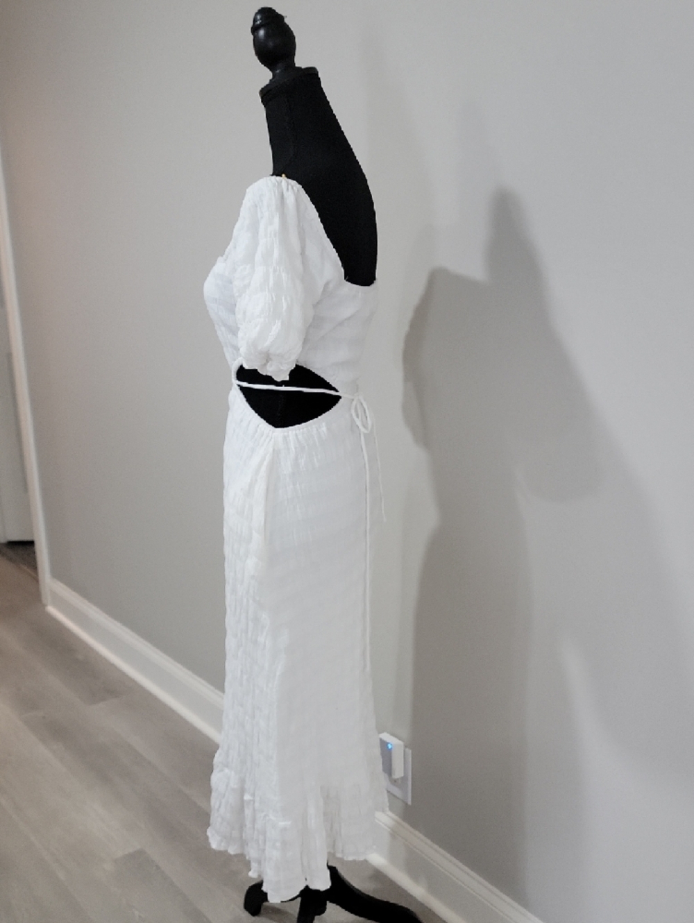 White Dress with Puff Sleeves and Side Cutouts - Picture 3 of 11